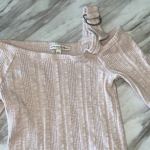 Express Top - Picture 2 of 3